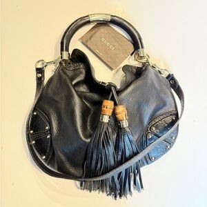Gucci Indy Hobo Bag, black Guccissima leather